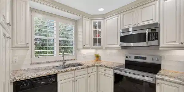 1306 Mainsail Circle