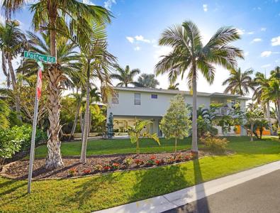 2510 Lake Drive N