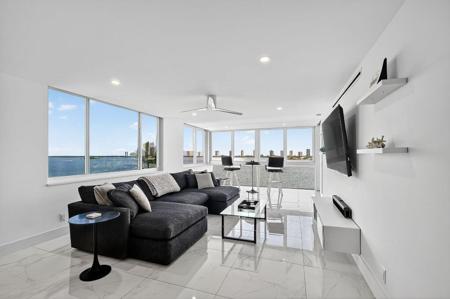 301 Lake Shore Drive