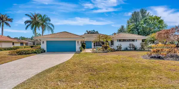 1503 SW Troon Circle