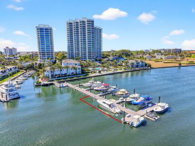 120 Water Club Court N