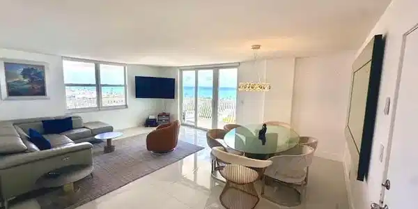 1 Las Olas Circle