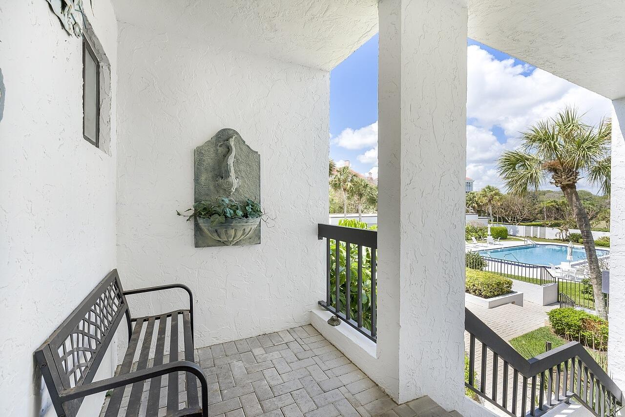 Image 3: Entry Way