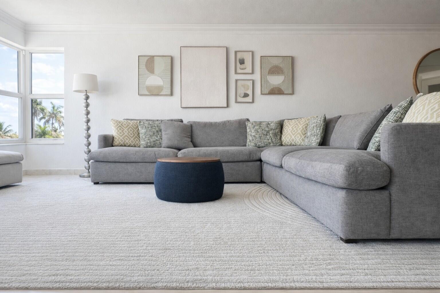 Image 2: Living Room