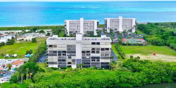 5059 N Highway A1a
