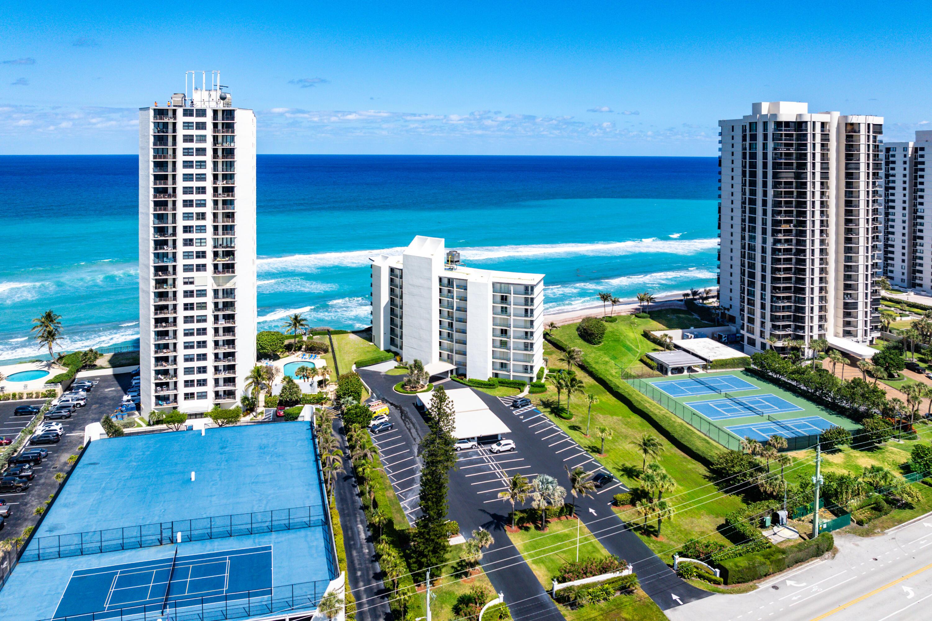 Image 3: 004-5400NorthOceanDrive-RivieraBeach-FL-