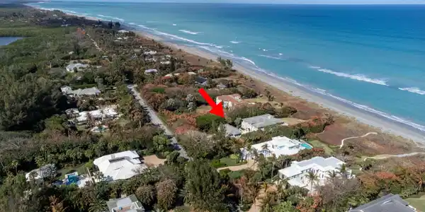 Image 3: Aerial Northeast