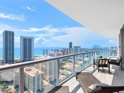 2600 E Hallandale Beach Boulevard