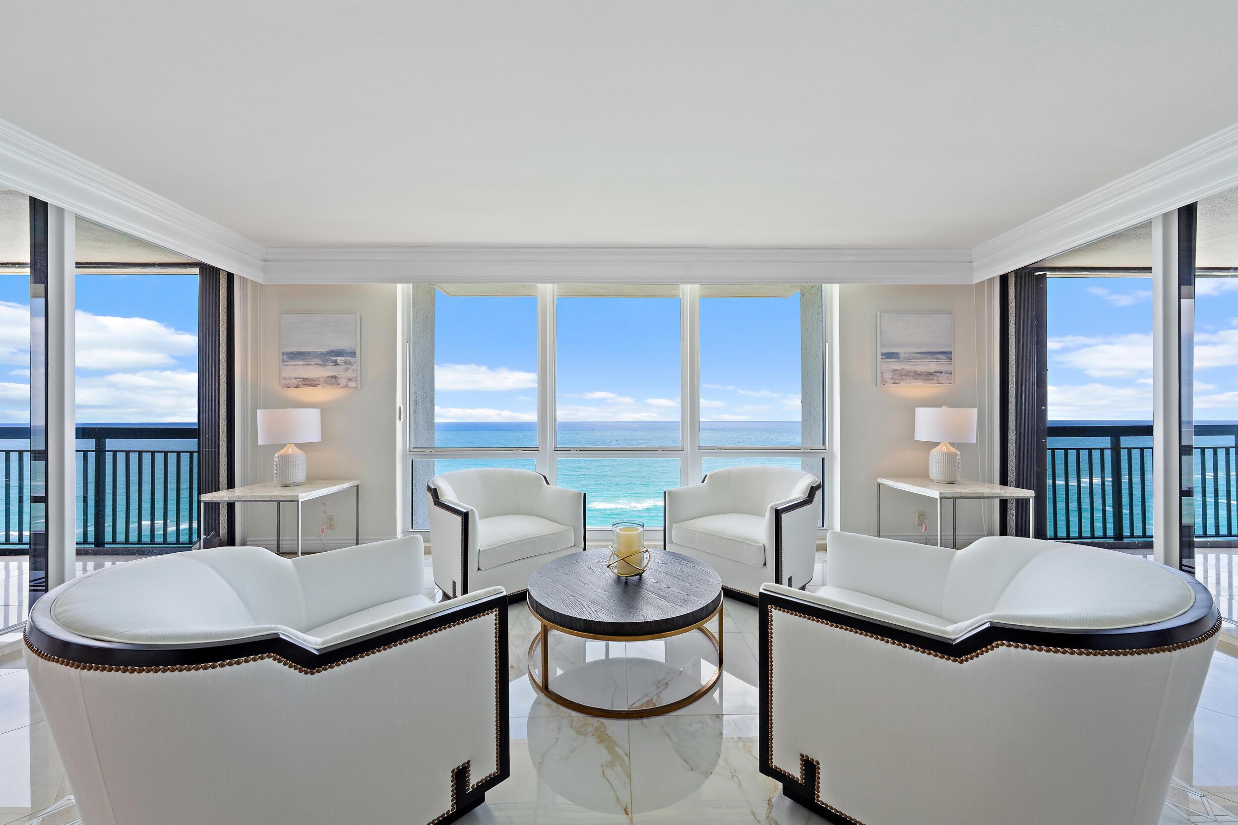 Image 3: Main Living Space