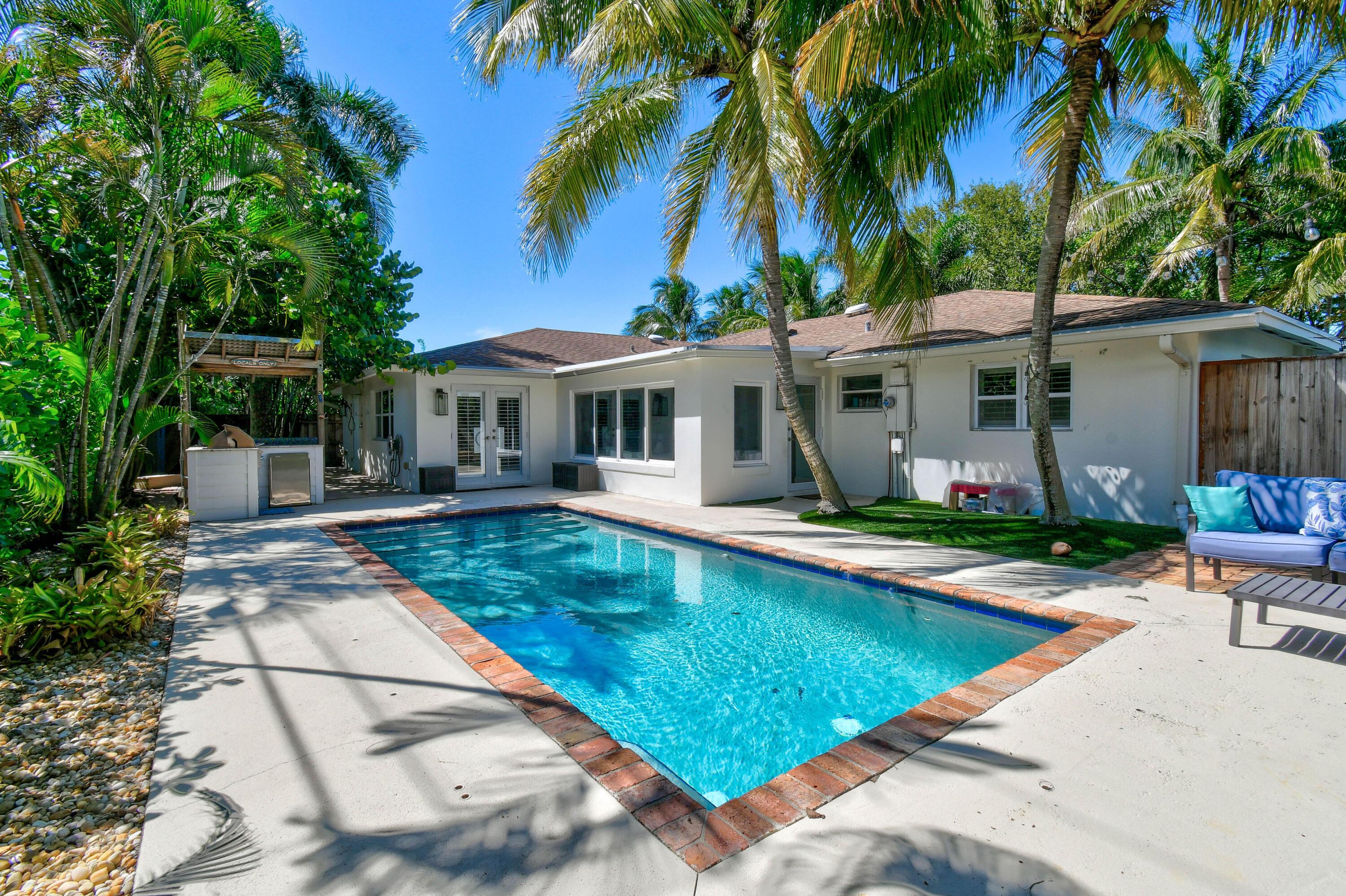 Image 2: Backyard