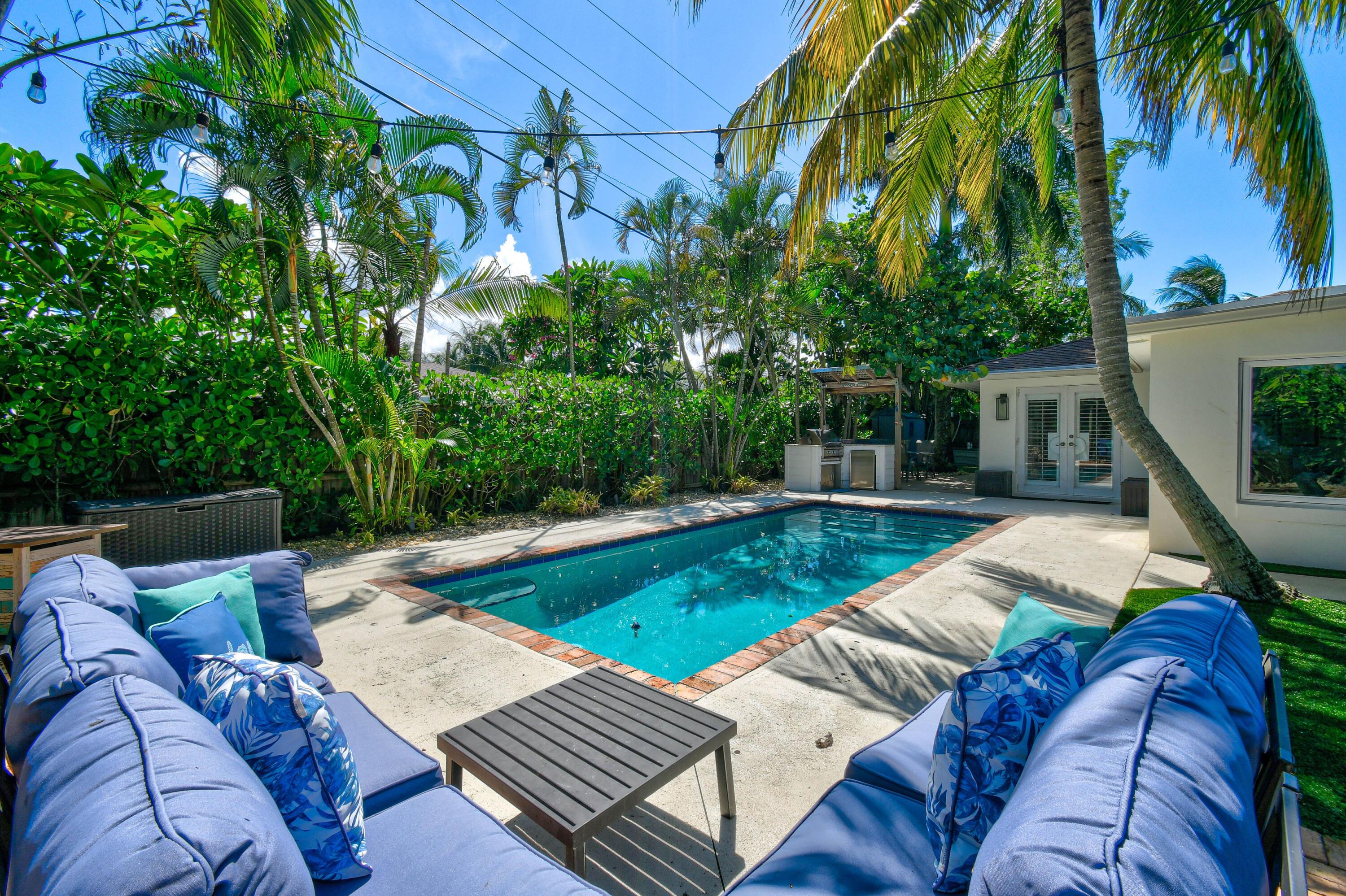 Image 3: Backyard