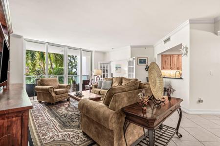500 SE Mizner Boulevard