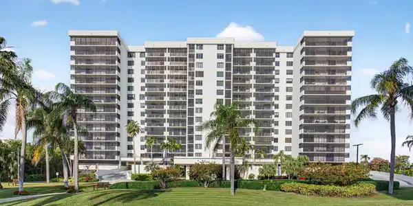 3420 S Ocean Boulevard