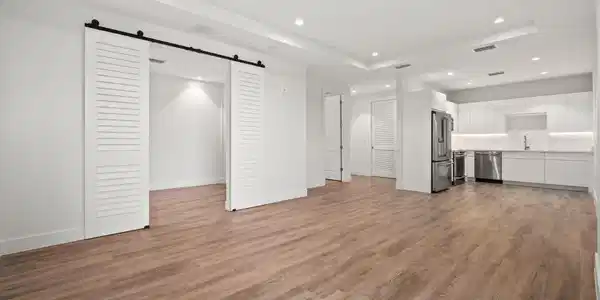 Image 4: 5-web-or-mls-DSC04540