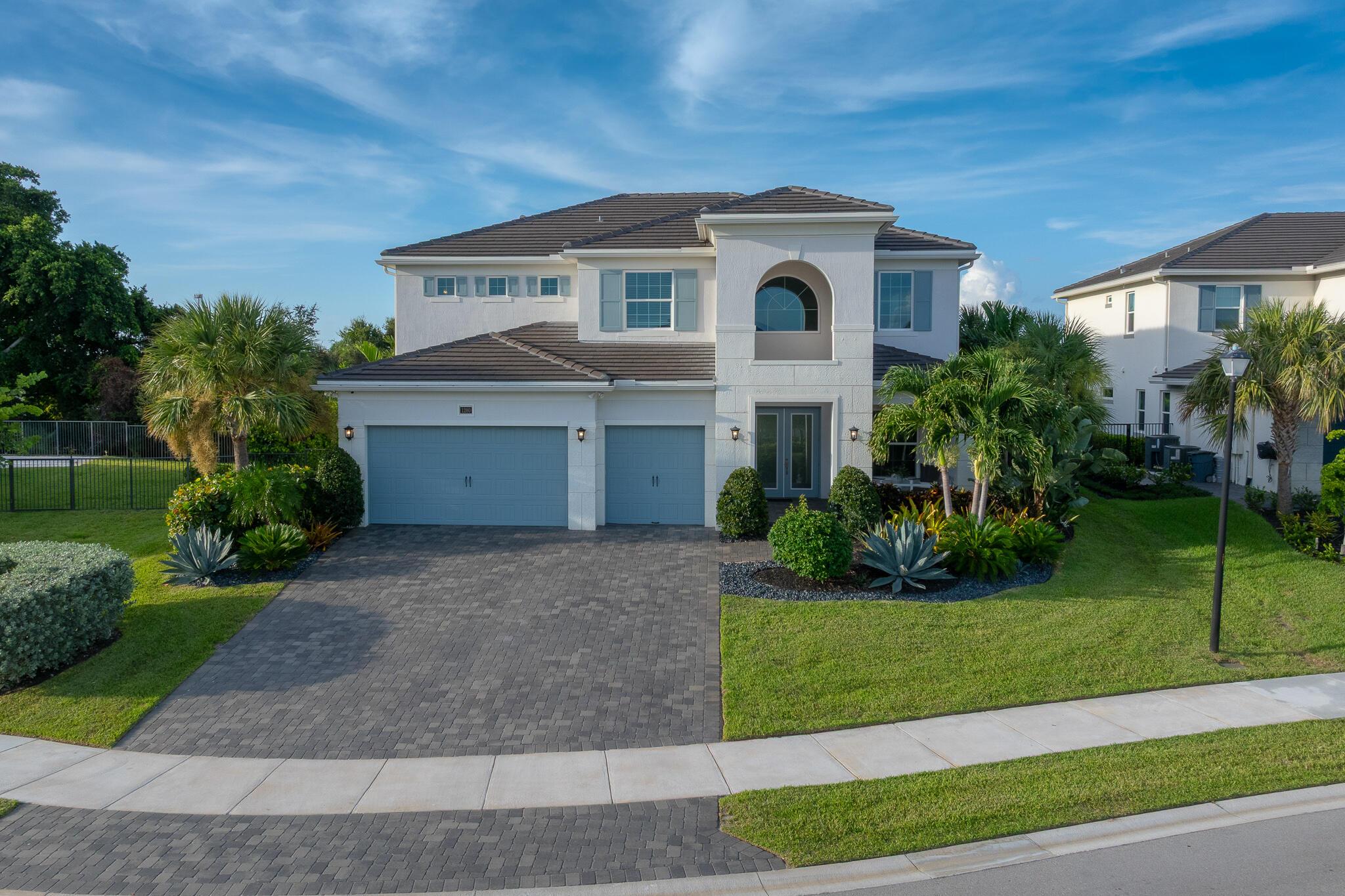 Image 4: 1280 NE Langford Ln, Jensen Beach, FL 34
