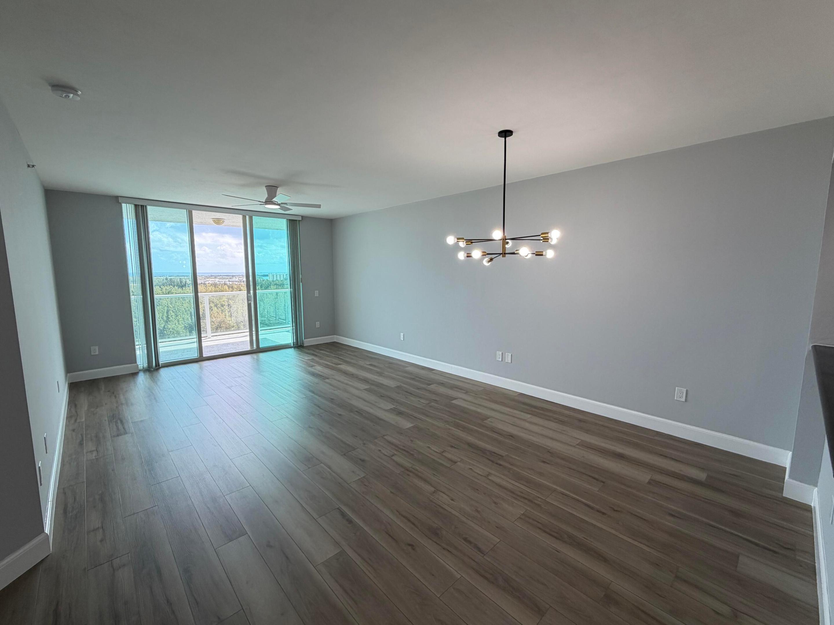 Image 2: Dining Living