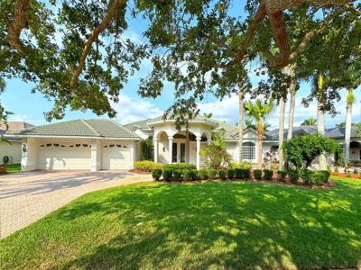 5203 SW Hammock Creek Drive