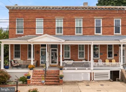 403 SAVANNAH ROAD