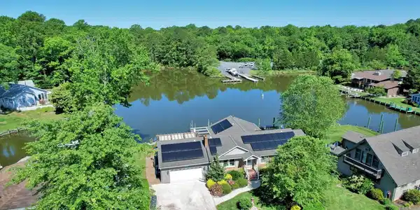 21 SANDPIPER LANE