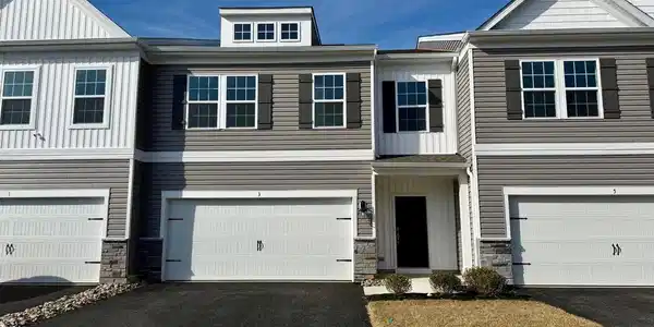 3 DALTON WAY