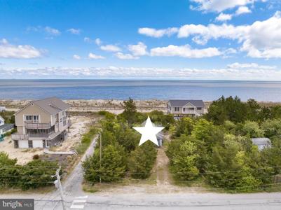 302 S BAY SHORE DRIVE
