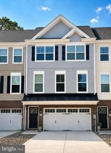120 OYSTER BAY PLACE