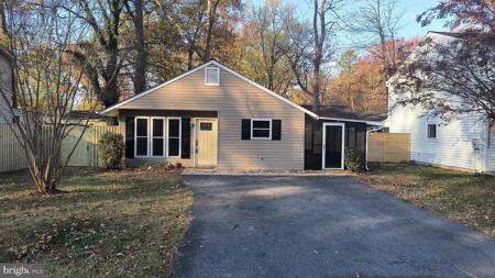 654 EMMETT PLACE