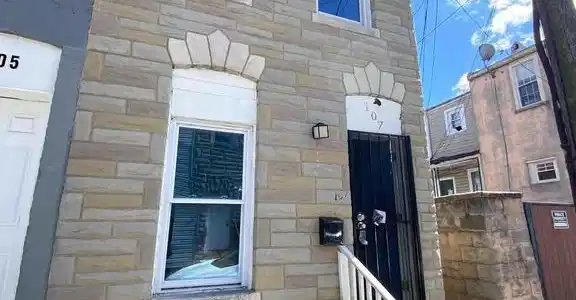 107 DEAN STREET