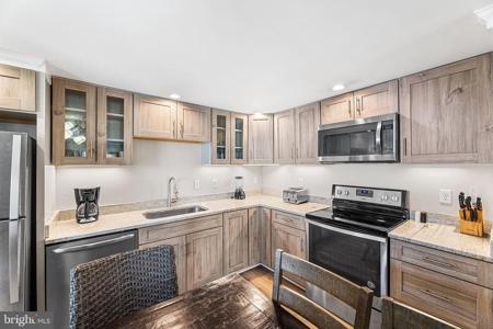 15 40TH STREET