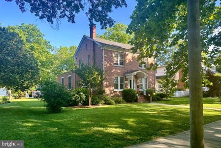 108 GLENBURN AVENUE