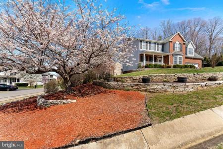 3 OLEANDER DRIVE