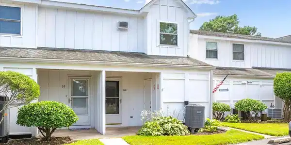38072 MOCKINGBIRD LANE