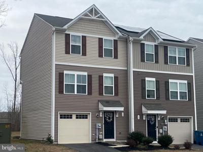 70 HONEYLOCUST CIRCLE