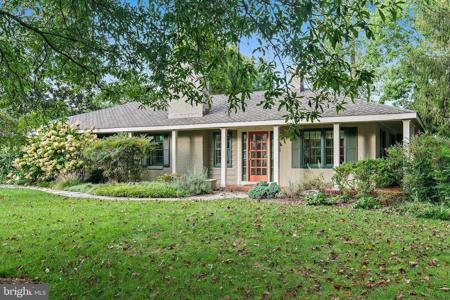 214 WARDOUR DRIVE
