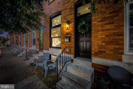 817 EATON STREET