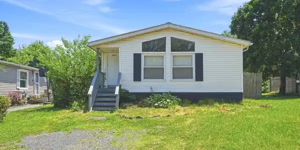 4015 TIMOTHY DRIVE