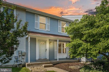 1566 LODGE POLE COURT