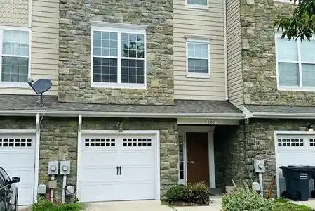 105 POLO WAY