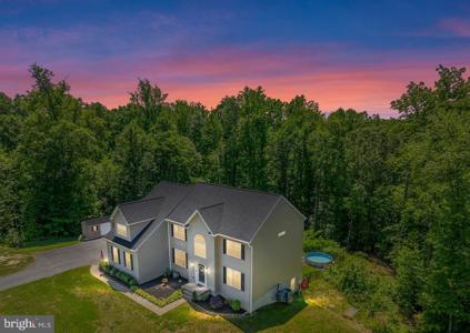 2225 CAMP GEARY LANE