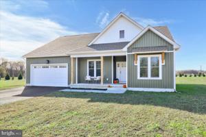 7814 CEDAR CREEK COURT