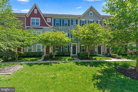 205 VANGUARD LANE