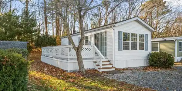 456 TIMBERLINE CIRCLE
