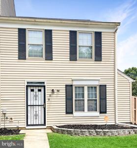 16 DOVE TREE COURT