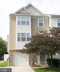 338 ENGLISH OAK LANE