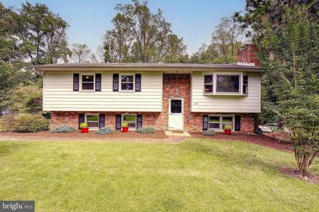 605 RIDGE DRIVE