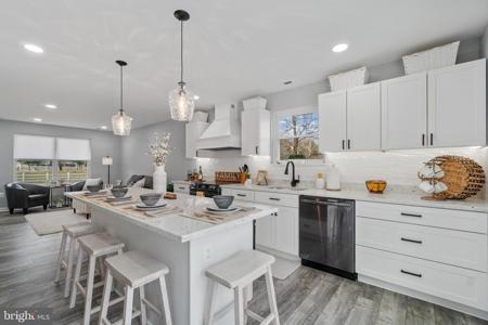 3335 THOMAS POINT ROAD