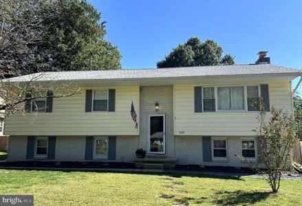 1091 LINDEN TREE DRIVE