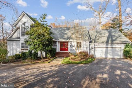 752 HOLLY DRIVE