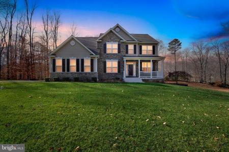 2128 OLYMPIA LANE