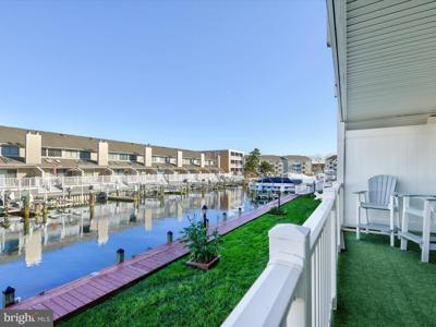 714 MOORING ROAD